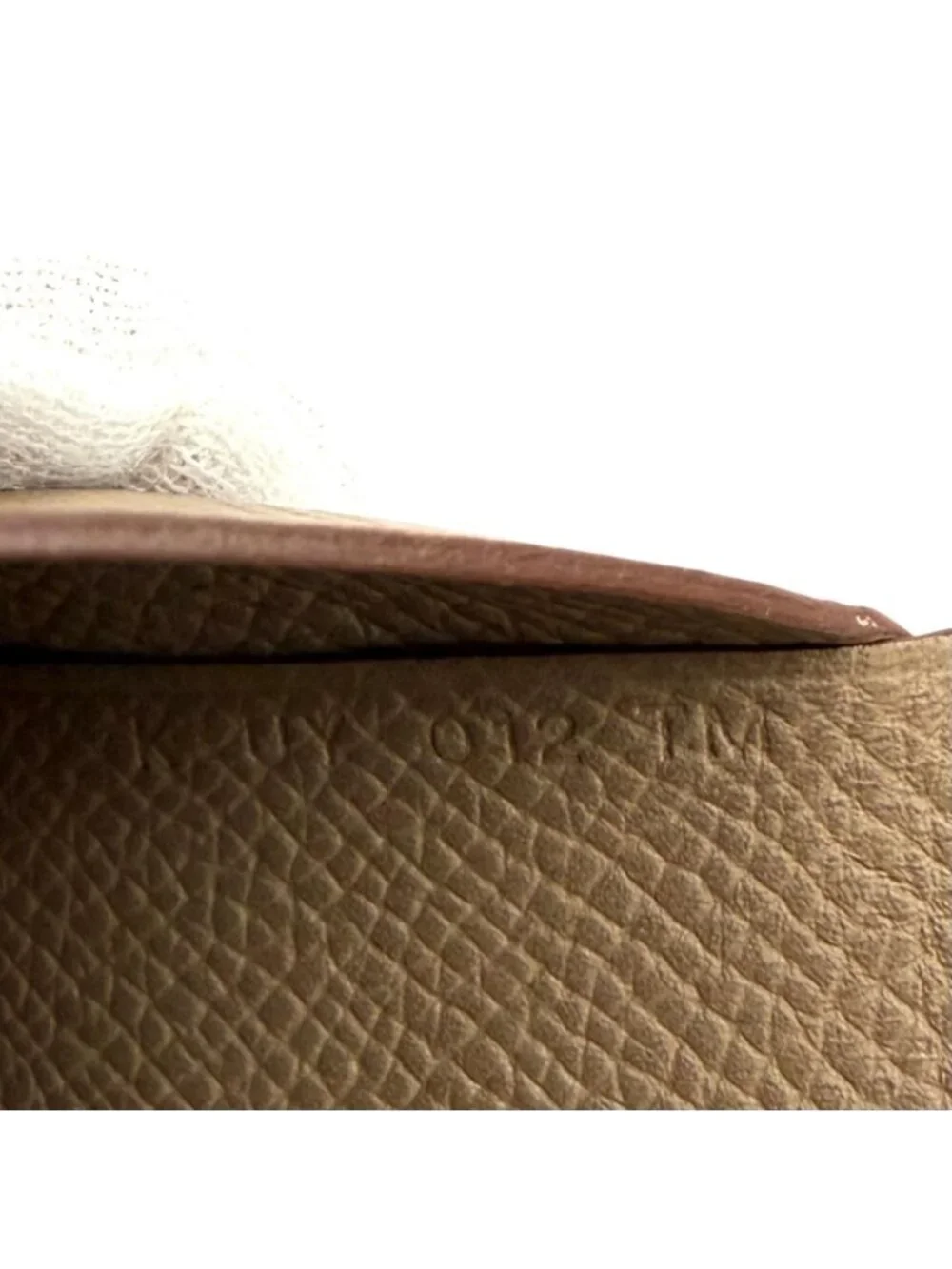 Hermes Calvi Duo Etoupe Veau Epsom Sellier Compact Wallet Bifold